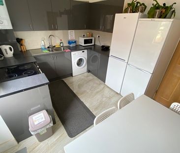 Room in a Shared House, Mount Pleasant, HA0 - Photo 5