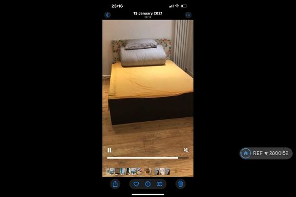 1 bedroom in a house share to rent - Photo 1