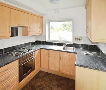 3 bedroom semi-detached house to rent - Photo 5