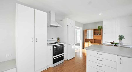 RANGIORA - 3 BEDROOMS - Photo 4