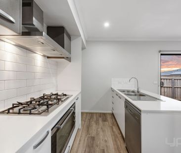 PRIME LOCATION - Photo 4