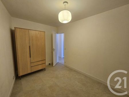 Appartement à louer 3 pièces - 64,82 m2 CHATEAUROUX - 36 - Photo 2