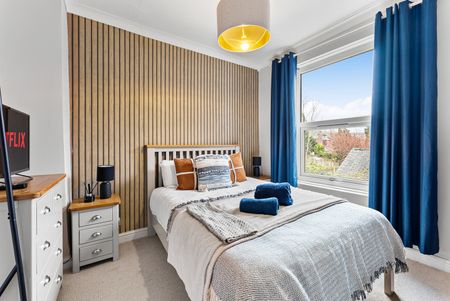 6 Bed Semi-Detached House, Glen Road, S7 - Photo 3