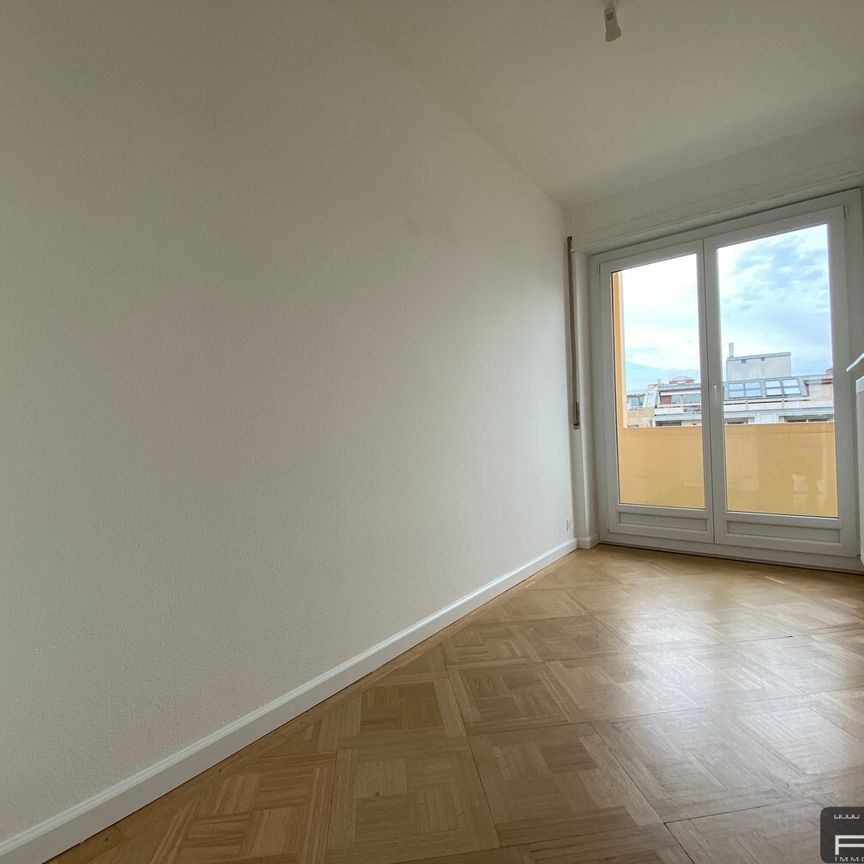 Appartement calme et lumineux de 2.5 pièces au centre-ville - Photo 1