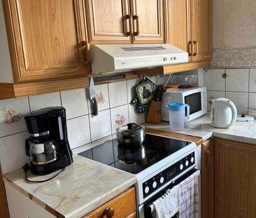 Mysigt rum med trädgårdsutsikt i charmigt hus - Photo 4