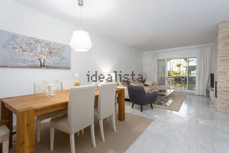 Alquiler de piso en CL Santander-nva Alcantara - Photo 2