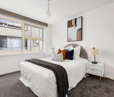 Perfect St Kilda East Pad - Photo 6