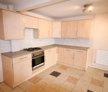 3 bedroom detached house to rent - Photo 6