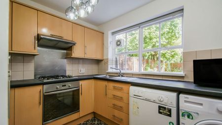 16 Pavenham Drive - Photo 5