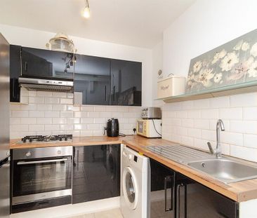 1 bedroom ground floor flat to rent - Photo 6