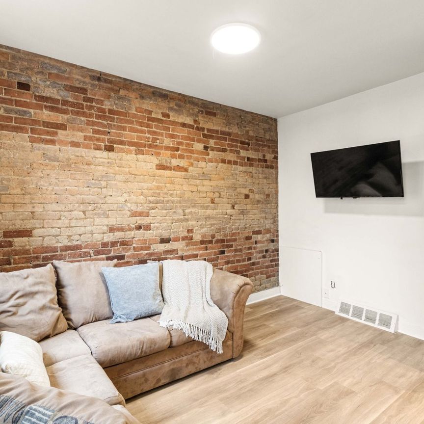 1467 Rue St-Germain - Photo 1