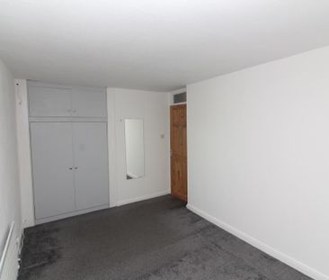 3 bedroom house to rent - Photo 3