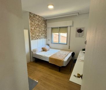 Calle de Arturo Soria, Madrid, Community of Madrid 28027 - Photo 3