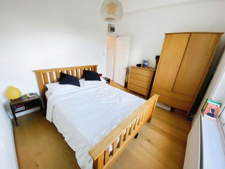Lovely 1 Bedroom Flat to let in Ladbroke Grove - Photo 4