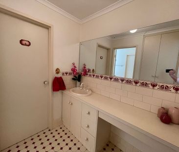 Neat Villa Home in Montague Farm - Photo 1