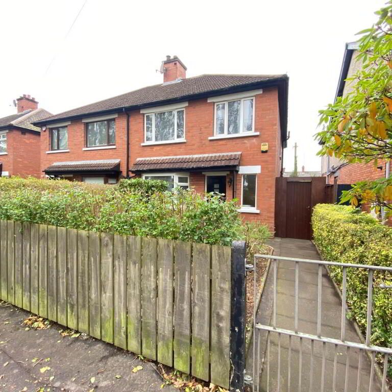 227 Ravenhill Road, Belfast, BT6 0BS - Photo 1