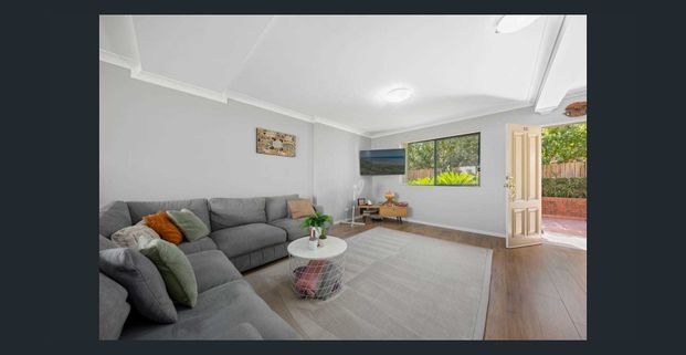 EXCEPTIONAL 2 BEDROOM TOWNHOUSE - Photo 1