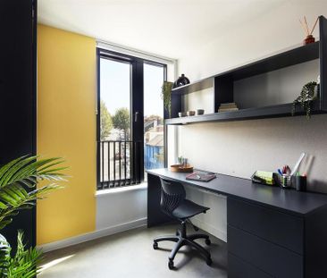 1 bedroom in a flat share to rent - Photo 5