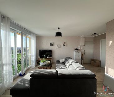 Location Appartement 5 pièces 85m² - Photo 4