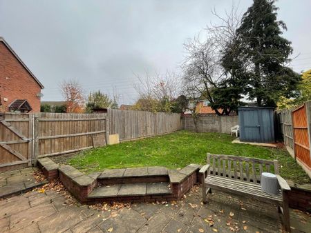 3 bedroom semi-detached house to rent - Photo 3