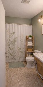 LACHINE 4 1/2 LUMINEUX AVEC STATIONNEMENT - Photo 4