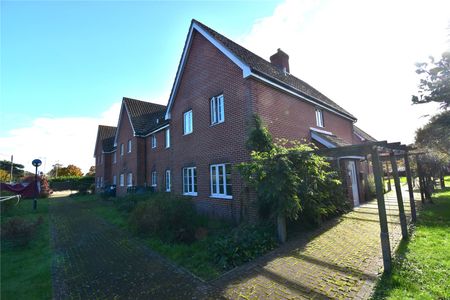 St. William Court, Kesgrave, Ipswich, Suffolk, IP5 2QP - Photo 2