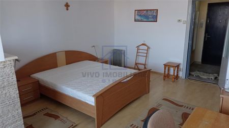 Garsoniera de inchiriat in Sibiu - 30 mp, cu balcon, Bd. Vasile Milea de inchiriat - Photo 2