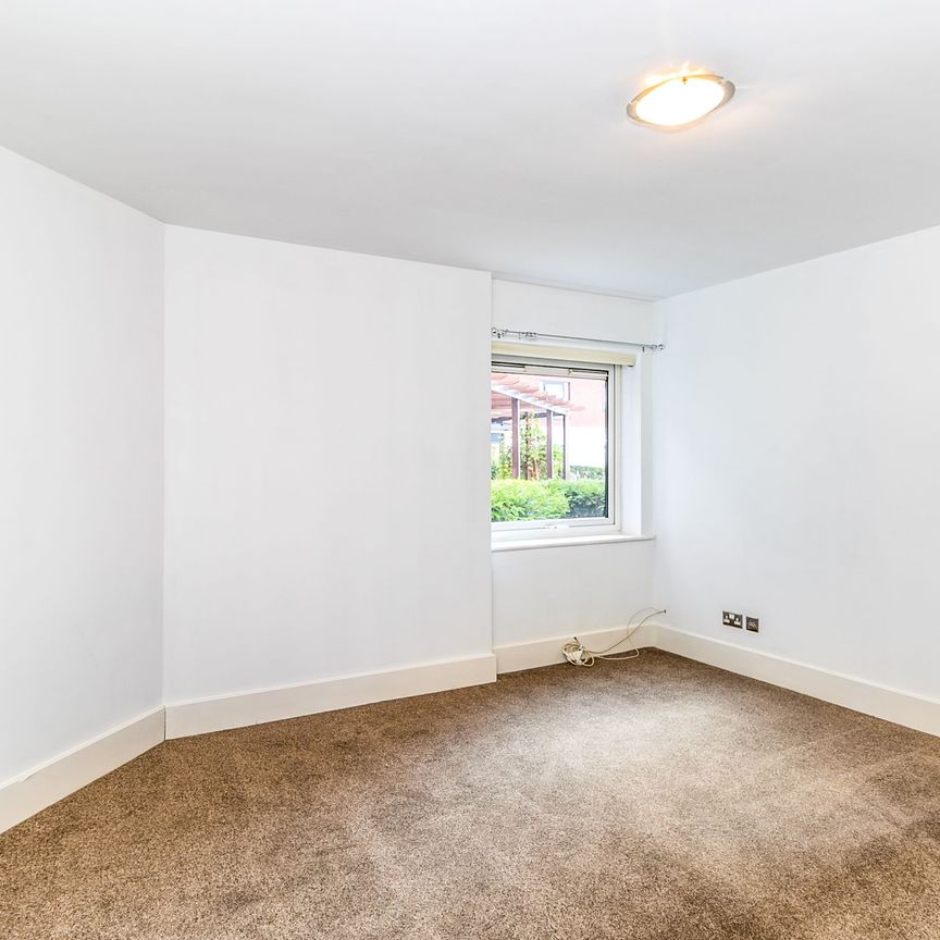 1 bedroom apartment to rent Wadbrook Street, Kingston upon Thames, KT1 - Photo 1