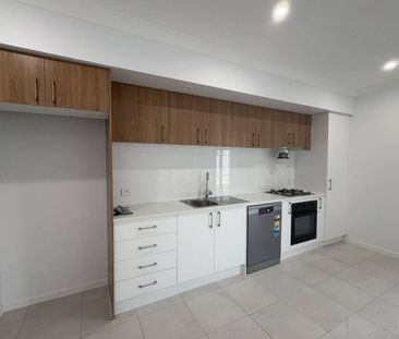 BRAND NEW 2-BEDROOM UNIT!! - Photo 3