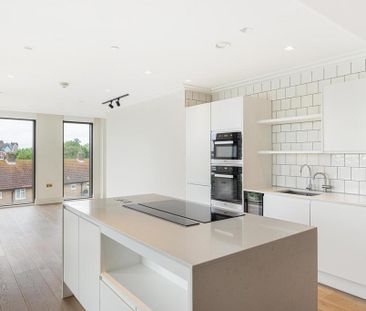 2 bedroom flat to rent - Photo 2