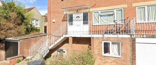 Studio Flat, Broxholm Road, SE27 - Photo 1