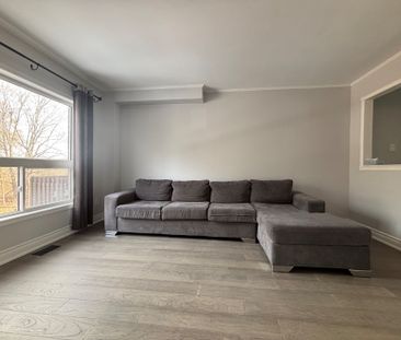 For Lease - 557 Bondi Avenue, Newmarket, Ontario - Photo 1