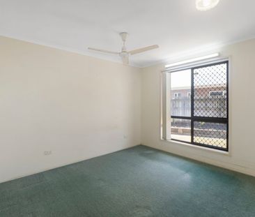 3 Bedroom Home - Photo 3