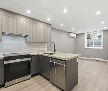 For Lease - 2291 Badger Crescent Unit# B, Parkway Park - Queensway ... - Photo 5