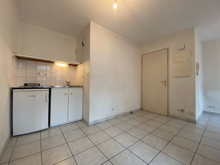 Location Appartement 1 pièce 33m² BESANCON 25000 - Photo 5