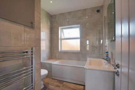 1 Bed Flat, Lower Clapton Road, E5 - Photo 5