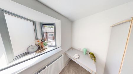 3 bedroom apartment to rent - Photo 2