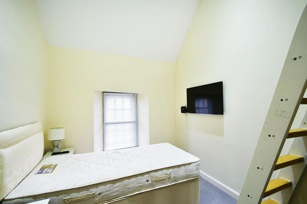 2 bedroom cottage to rent - Photo 1