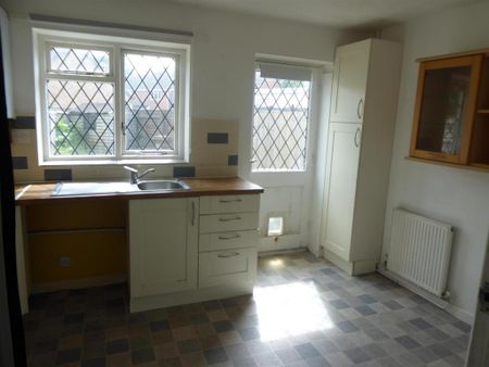 2 bedroom house to rent - Photo 2