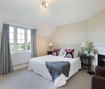 2 bedroom semi-detached house to rent - Photo 5