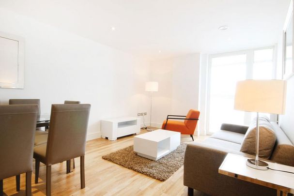 3 bedroom flat to rent - Photo 1