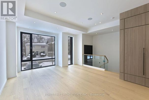 40 CAMERON AVENUE - Photo 1