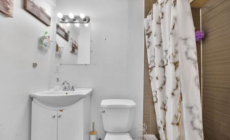 For Lease - 21 Chalkfarm Crescent, Brampton, Ontario - Photo 2