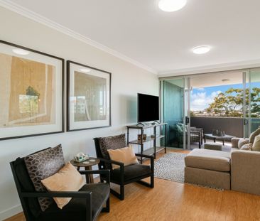 COASTAL LIFESTYLE OPPORTUNITY IN PRIME TWEED HEADS LOCATION - Photo 2