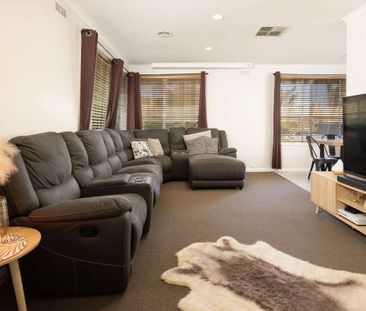 Stylish, Updated Living in a Quiet Court - Photo 1