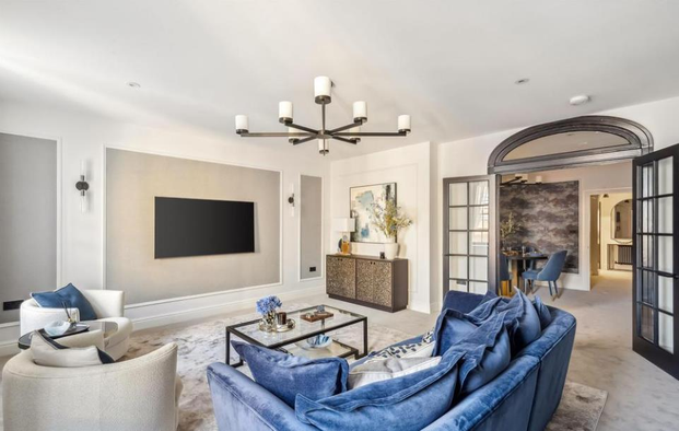 3 bedroom flat to rent - Photo 1