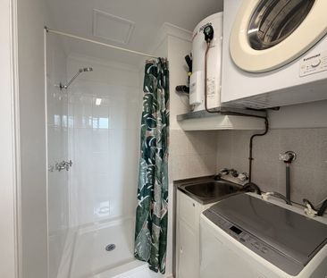 BEAUTIFULLY RENOVATED UNIT - Photo 6