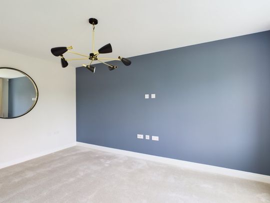 Great Oldbury Drive, Stonehouse, Gloucestershire, GL10 - Photo 1