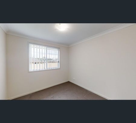10 Aspen Grove, Morisset, NSW 2264 - Photo 3