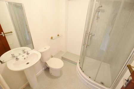 Weymouth, DT4 - Photo 4